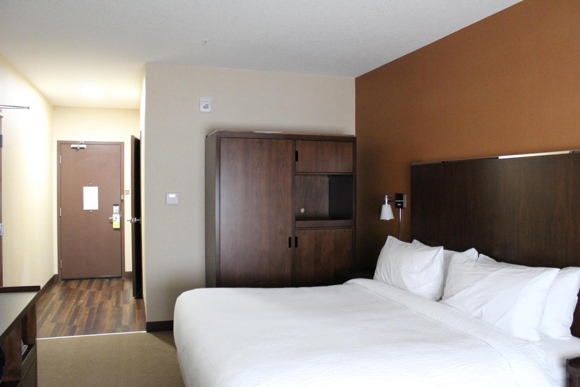 Four Points By Sheraton West Hotel 3*
