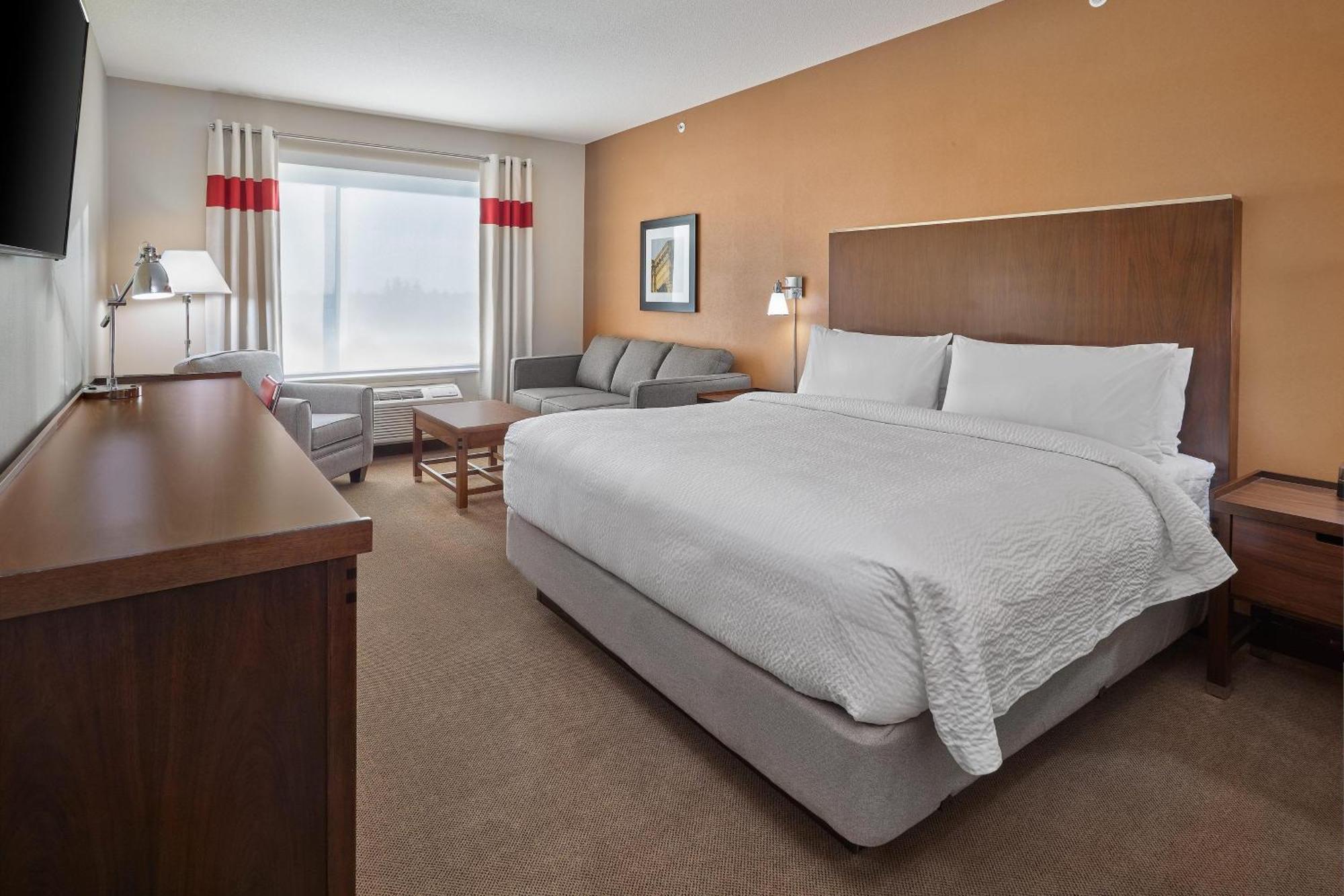 Four Points By Sheraton West